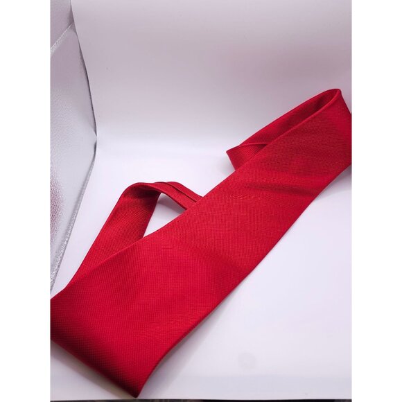 Van Heusen Mens Classic Solid Red Necktie - Picture 14 of 16